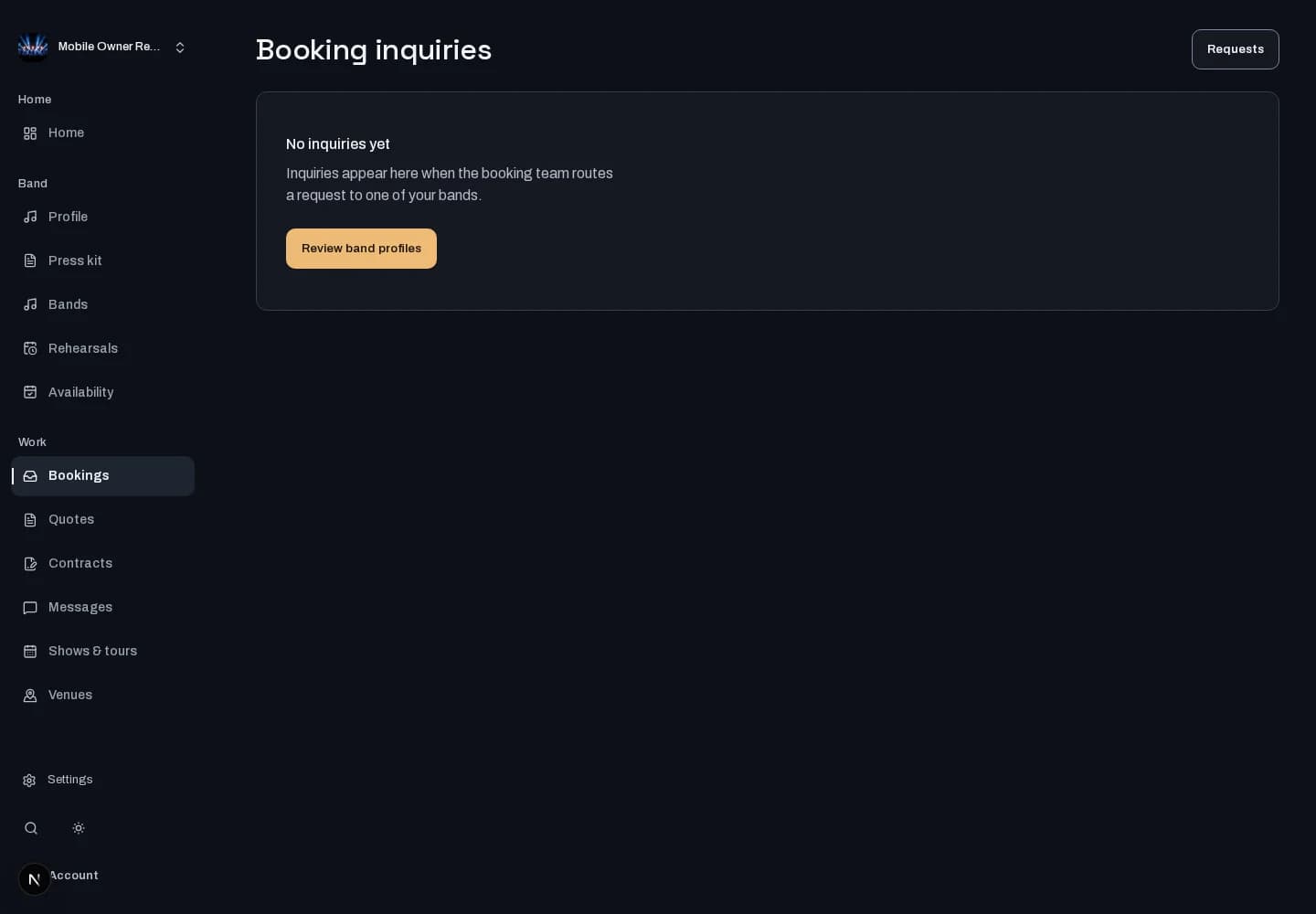 Booking inquiries: desktop workspace with local test data. Availability shown reflects the test environment.